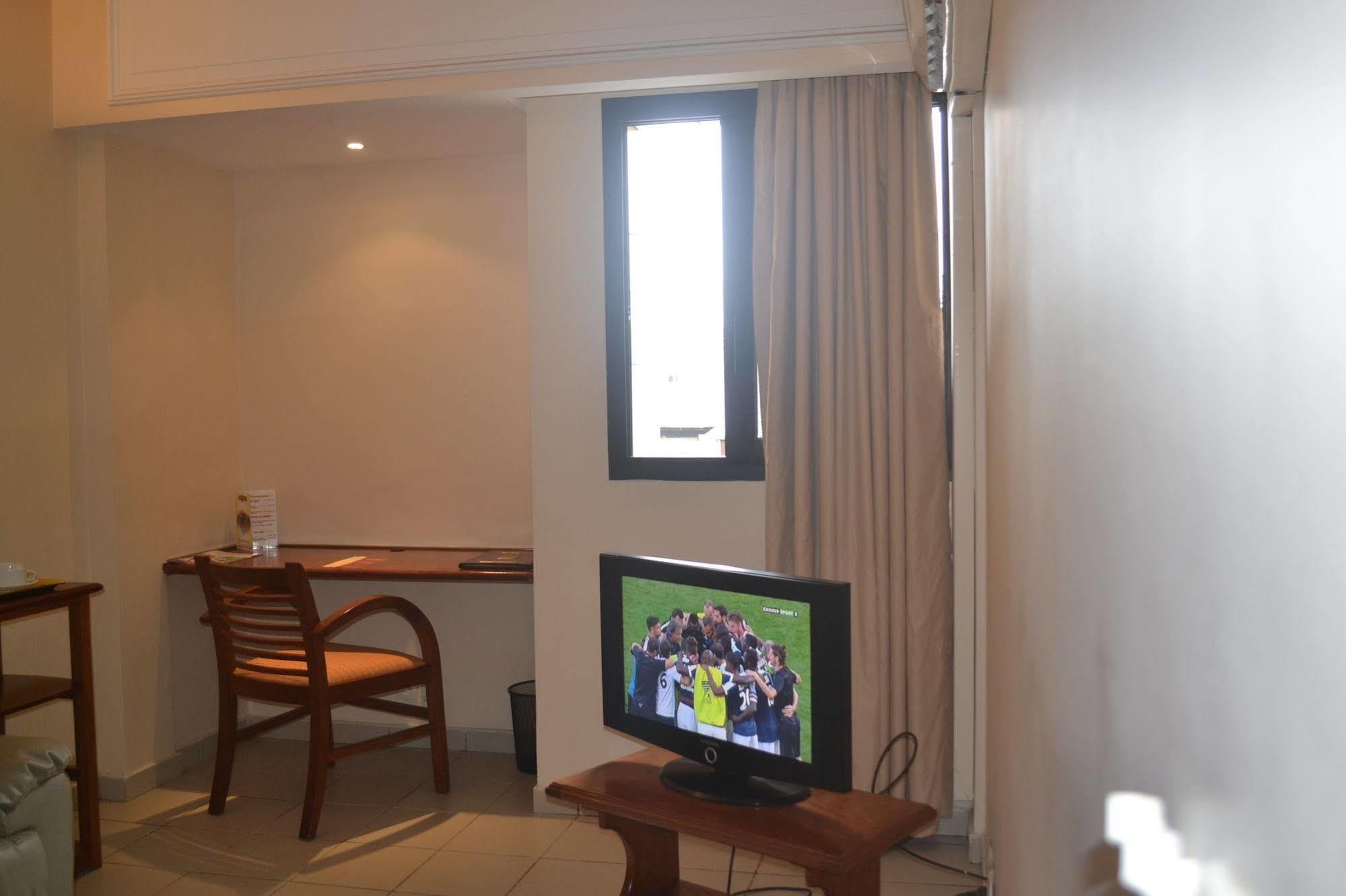 Planet Hotel Duala Zewnętrze zdjęcie