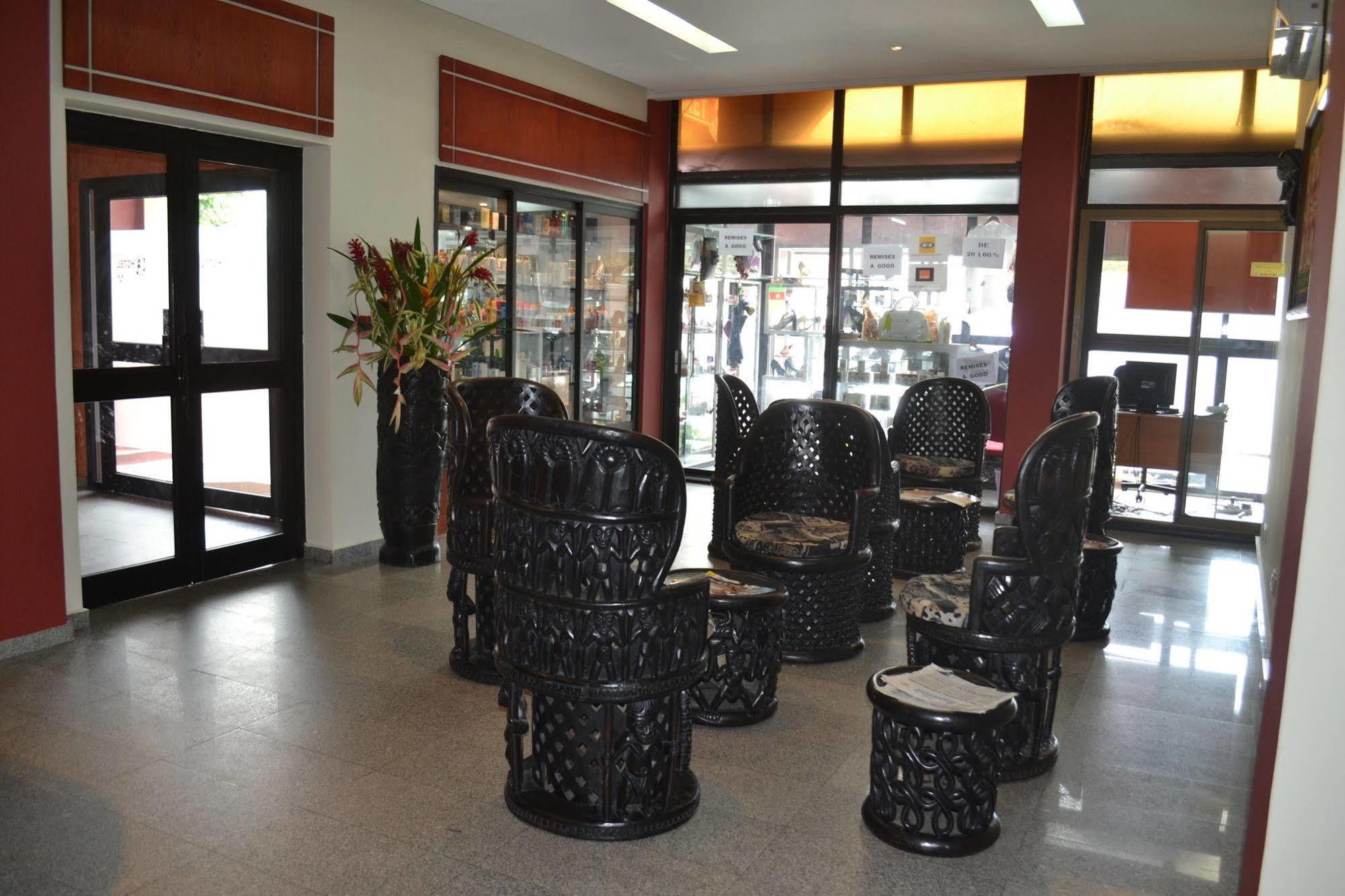Planet Hotel Duala Zewnętrze zdjęcie